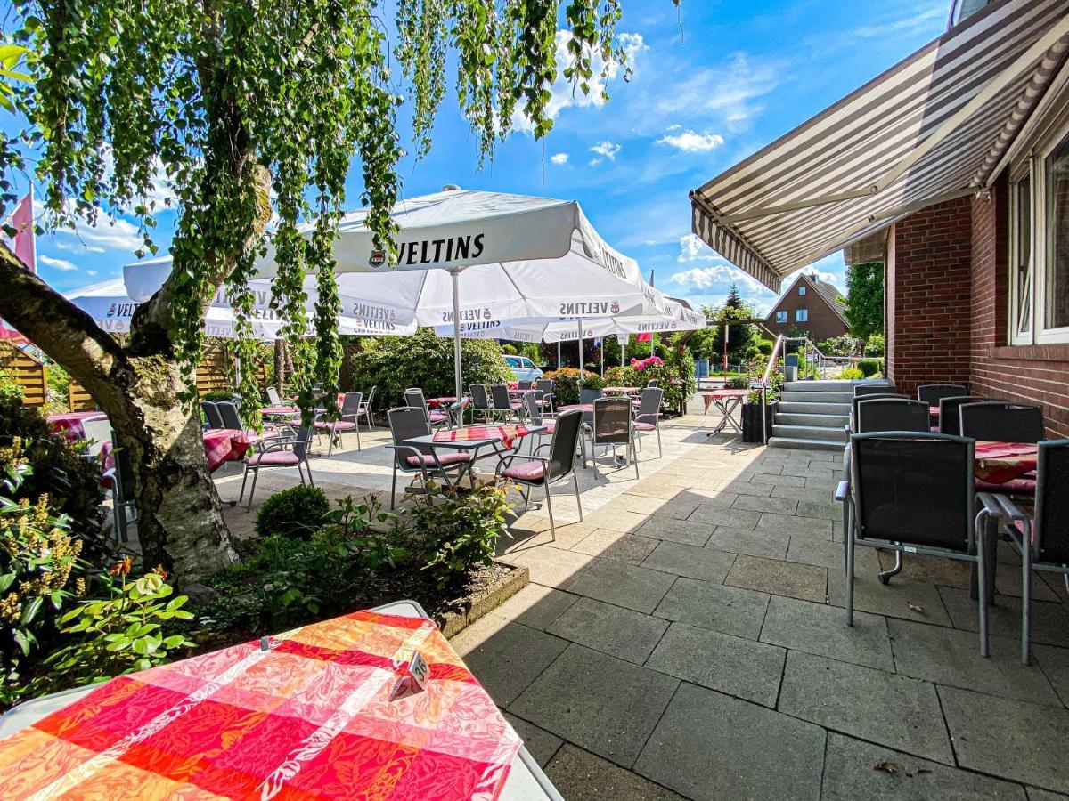 Hotel-Restaurant Vier Linden Stade Bagian luar foto